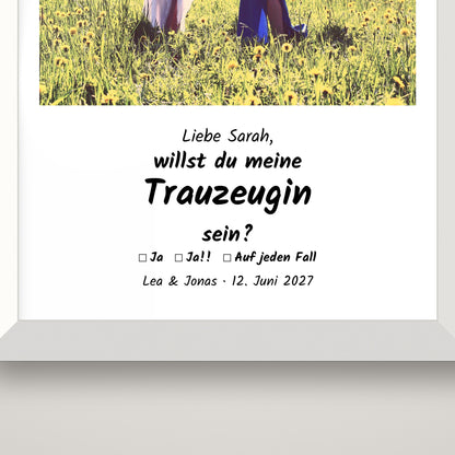 Willst du meine Trauzeugin sein? – Poster im Holzrahmen